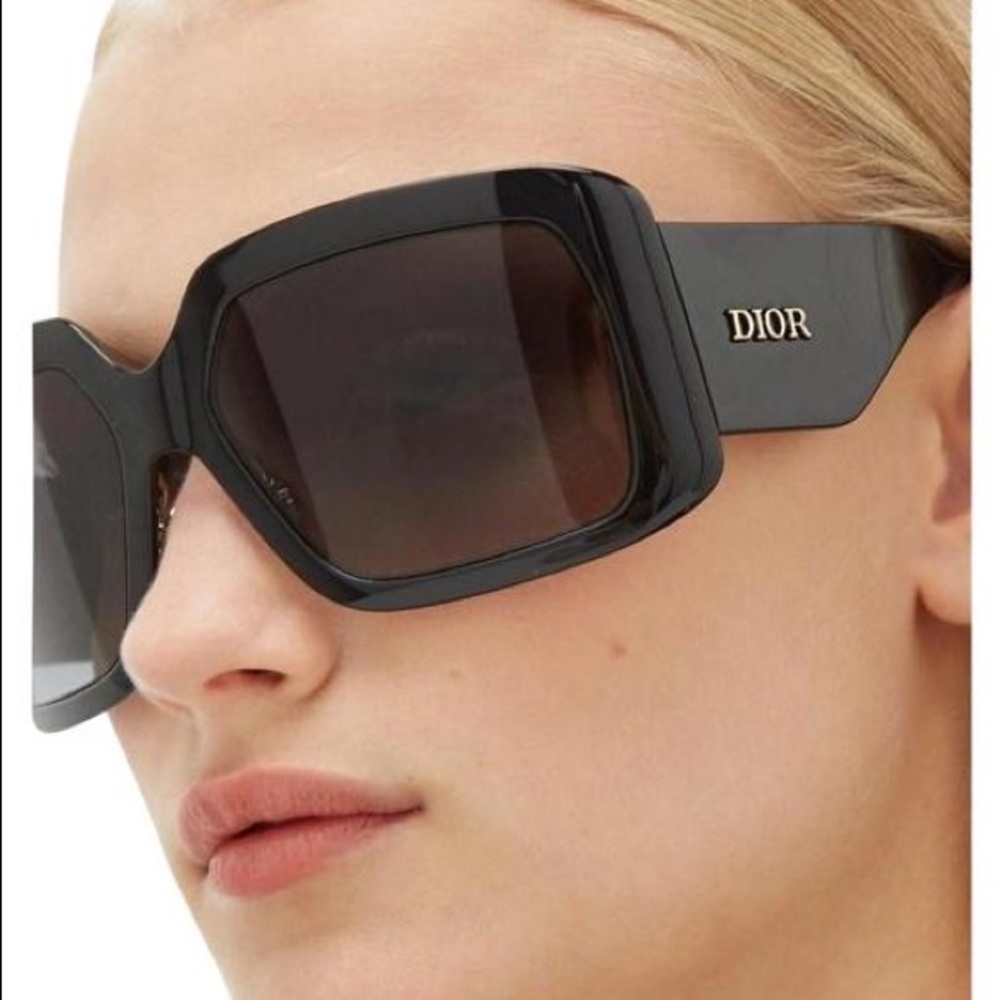 Dior SoLight2 sunglasses